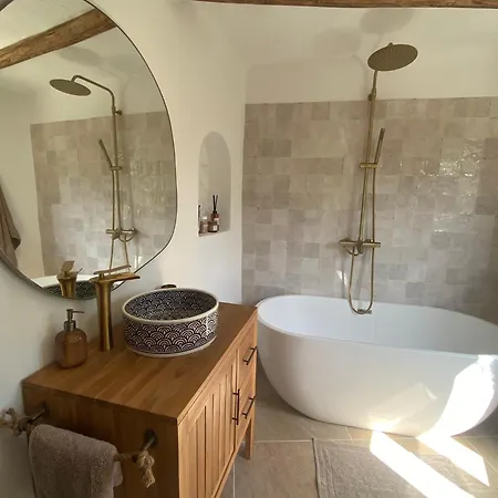 Rustic In 3*