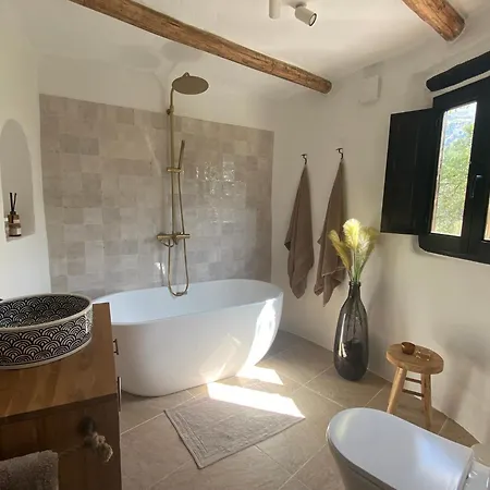 Rustic In بيت ضيافة 3*